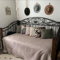 Twin Bed With Mattress 