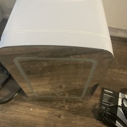 Chefman Portable Mini Fridge 