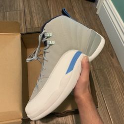 Jordan 12s University blue Size 9 Brand New 📲