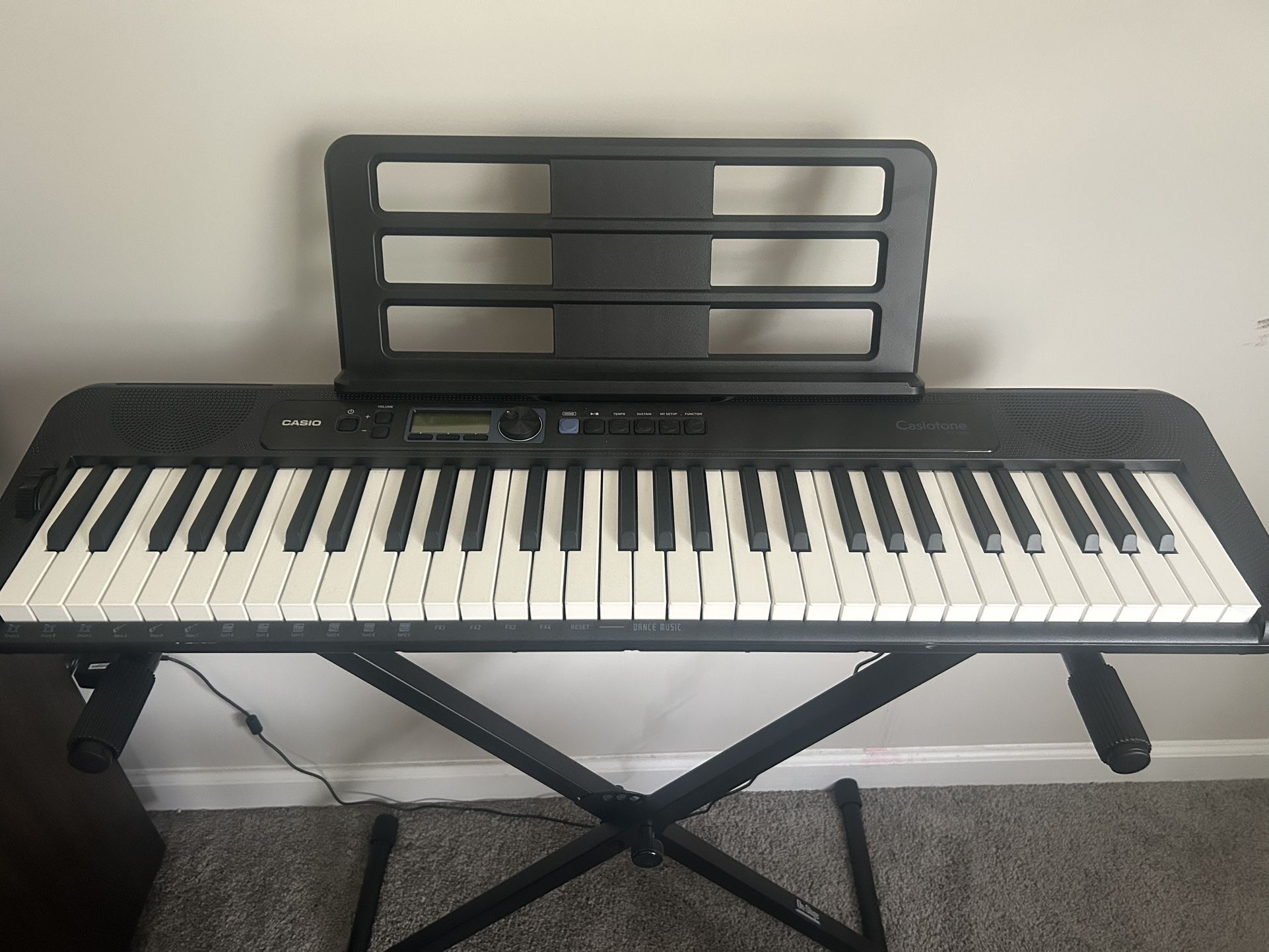 Key Board And Stool