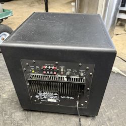 Infinity subwoofer Model BU-2