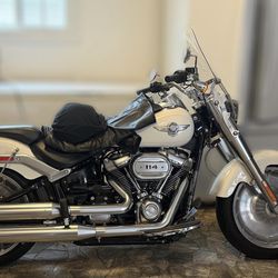 🔥 2018 Harley-Davidson Fat Boy 114 – ONLY 633 MILES 🔥