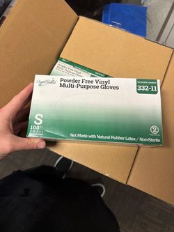 WHOLESALE VINYL GLOVES AVAILABLE NOW FOR SALE SUPER CHEAP!