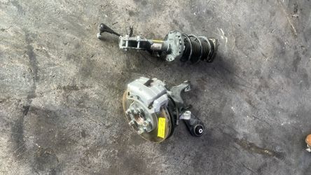 (877) 24-26 Buick Envista Left Front Knee Assembly Suspension 2024 2025 2026