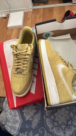 Nike Air Force 1 ’07 LV8 “Buff Gold/Sail”