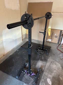 Free Squat Rack, Bar, and Plates *READ DESCRIPTION*