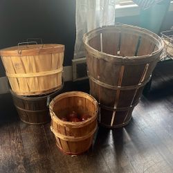 Apple Baskets Set Of Four With Fake Apples