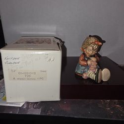 "Knit One, Purl One" Hummel TMK-7