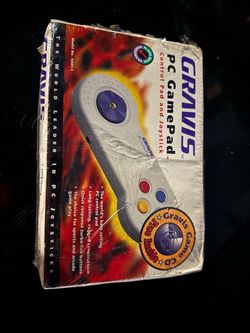 Vintage Advanced Gravis PC GamePad Controller  Model 4001-1  Windows95 see pics