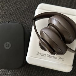 Beats Studio Pro Headphones 