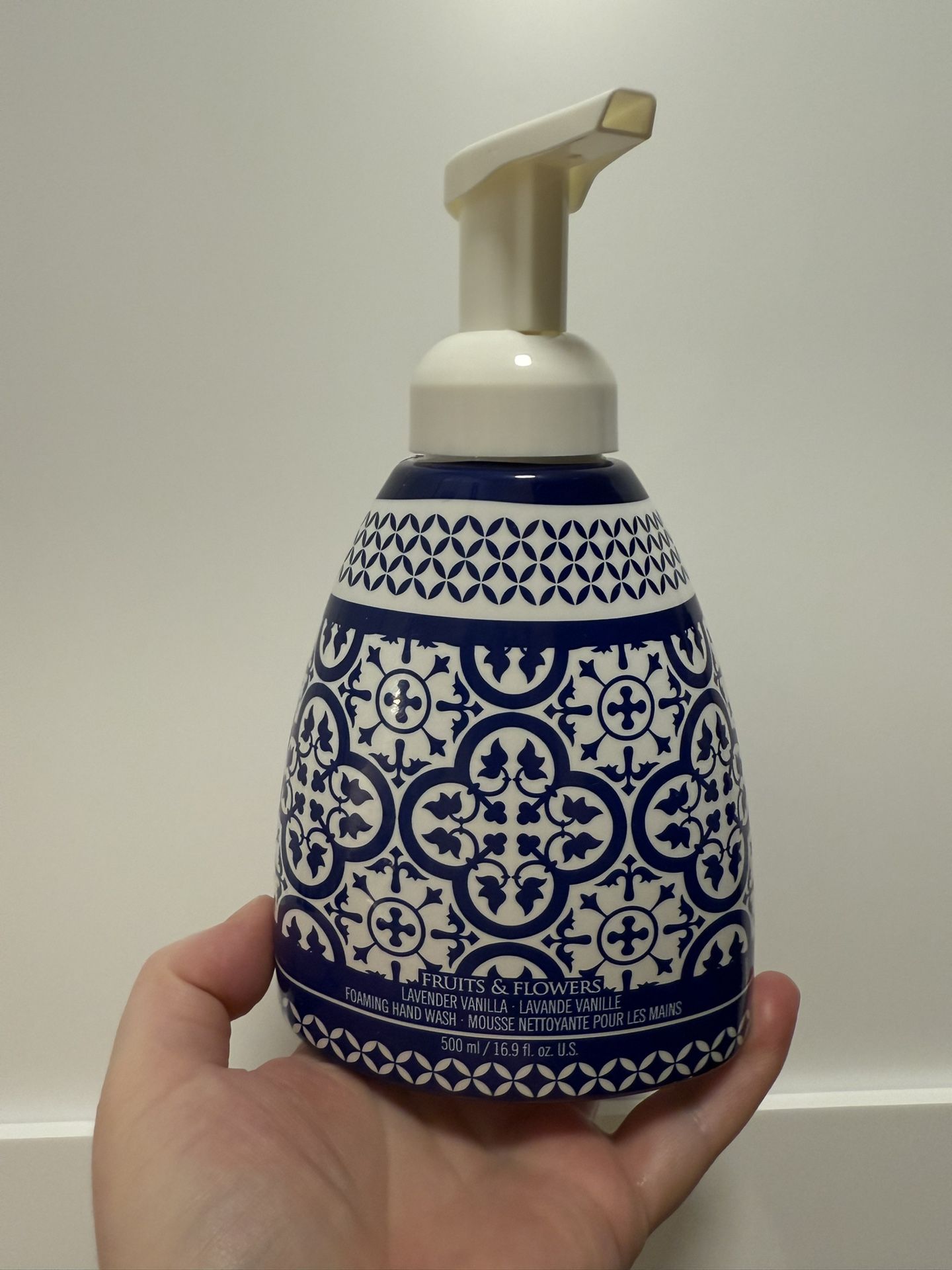 Soap dispenser