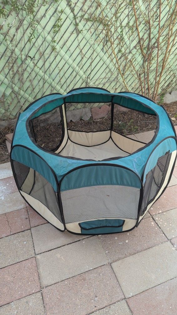 Octagon Pet Playpen  36" X 24"