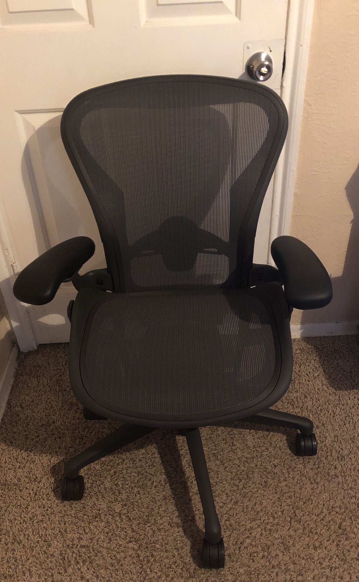 Herman Miller Aeron Chair New Style