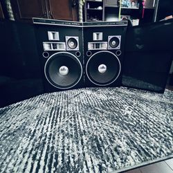 $150 OBO Vintage Pioneer CS –703 Four-Way Speakers