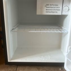 Mini Fridge 