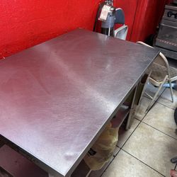Stainless Table Great For Prepare Meals 