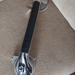 NEW shower, Tub Grab Bar  Handle Suction Cups