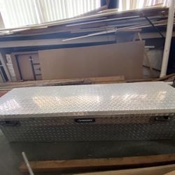 Full size Pick Up Tool Box