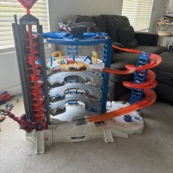 Hot Wheels Ultimate Garage