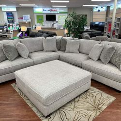 Rawcliffe Parchment 3-Piece Sectional with Ottoman