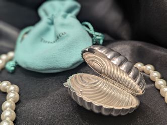 Tiffany & Co. Sterling Silver Seashell Trinket Box with Original Pouch