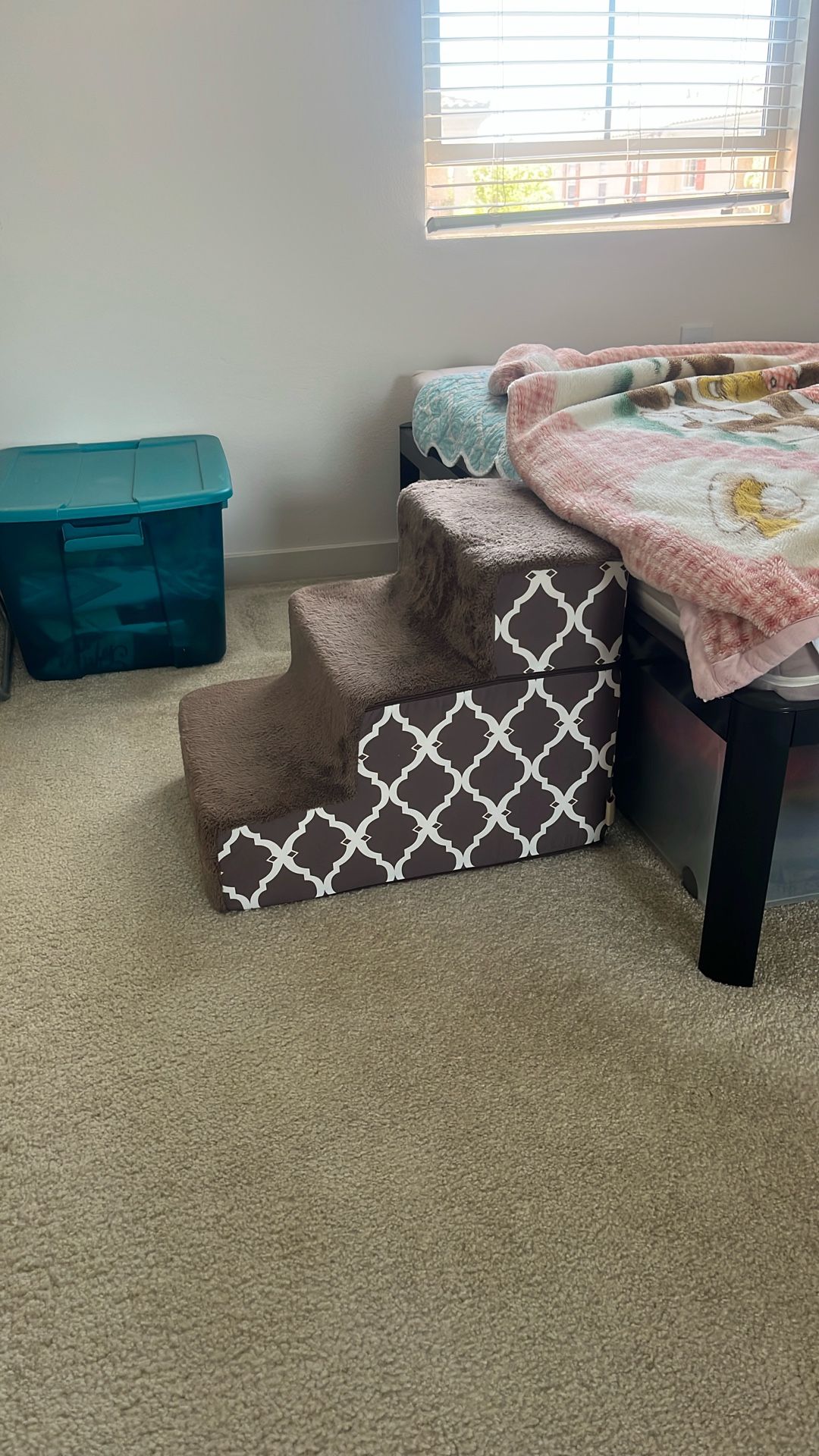 Foam Steps for Small Dogs & Cats
