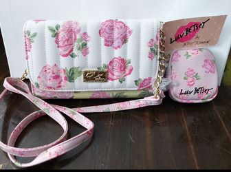 NEW Luv Betsey by Betsey Johnson floral quilted crossbody bag