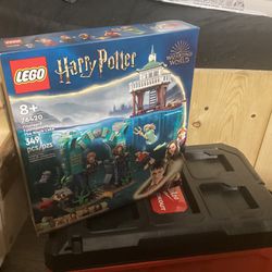 LEGO Harry Potter Triwizard Tournament The Black Lake Building