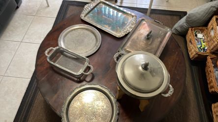 Silver-Tone Serving Set – Trays, Dishes & Covered Bowls