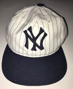 Vintage Cooperstown New York Yankees Hat! for Sale in Los