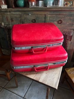 Vintage Samsonite Fashionaire Hardside 27” and 22” Suitcases