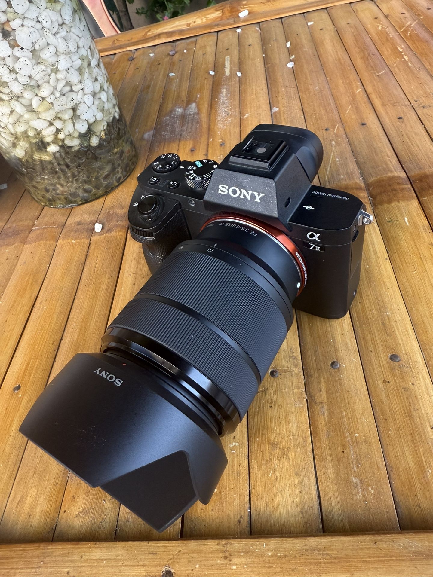 Sony A7ii+ FE 28-70mm F3.5-5.6 OSS Full-frame Lens