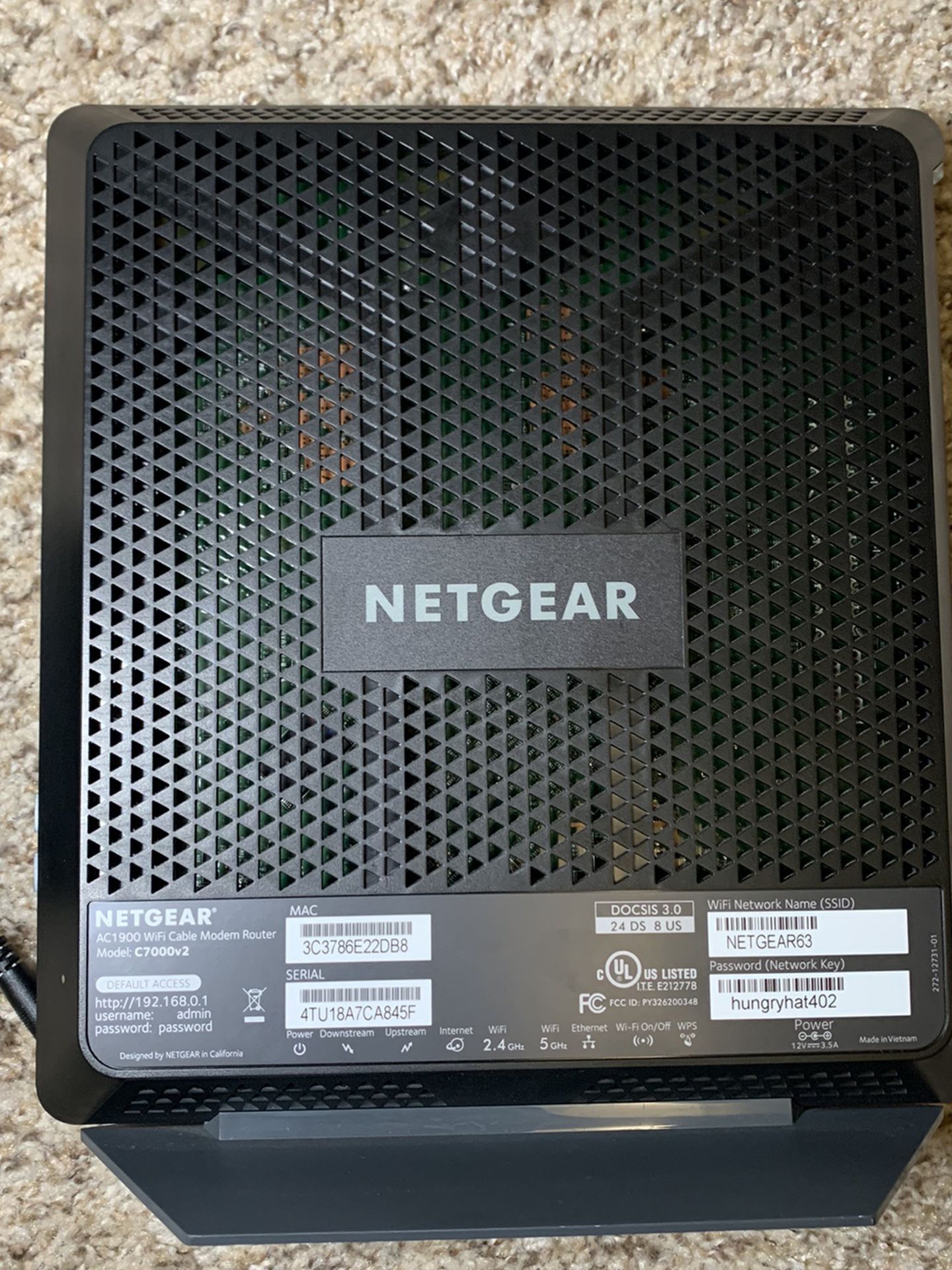 NETGEAR Nighthawk Cable Modem Wi-Fi Router