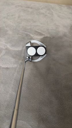 Callaway Odyssey 2-Ball Fang Mallet Putter