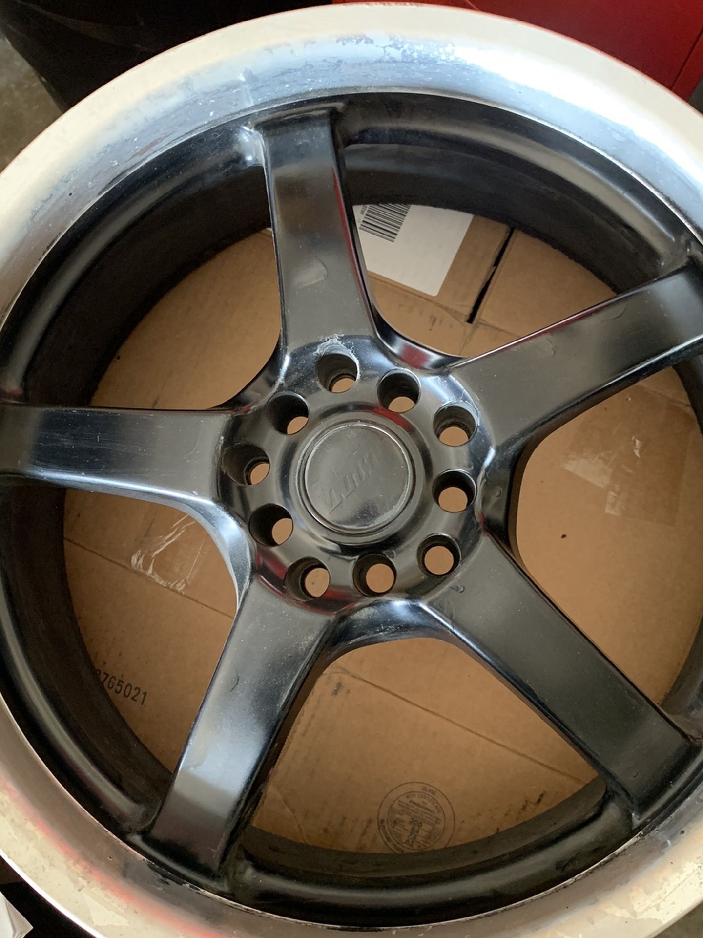 18x7.5 Akuna Rims