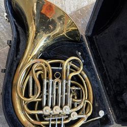 Holton H378 Double French Horn 