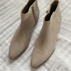 Aldo Silver Blush Women’s Boot Size 9 (40) Leather 