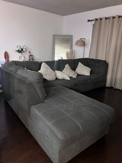 Free Sofa