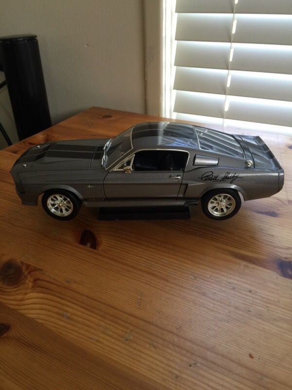 Shelby Collectibles Scale 1:18 - 1967 Shelby Mustang GT500E