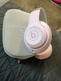 Beats Studio Pro Wireless Headphones Rose Gold