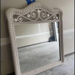 White Wicker/Metal Mirror