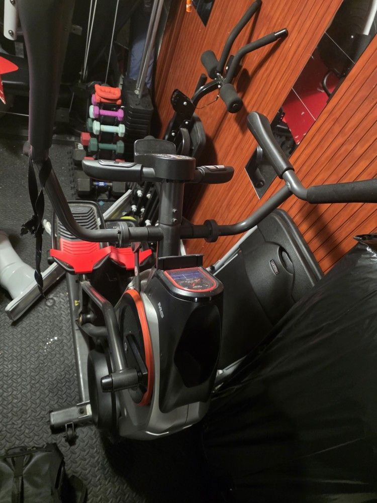 BowFlex Max Trainer M5