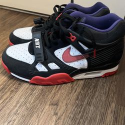 Nike Air Trainer Dracula Halloween 