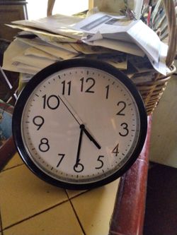 Wall clock