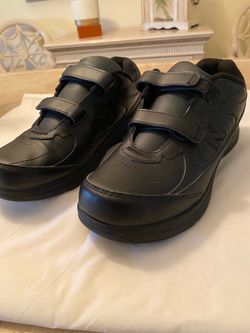 New Balance men’s sneakers