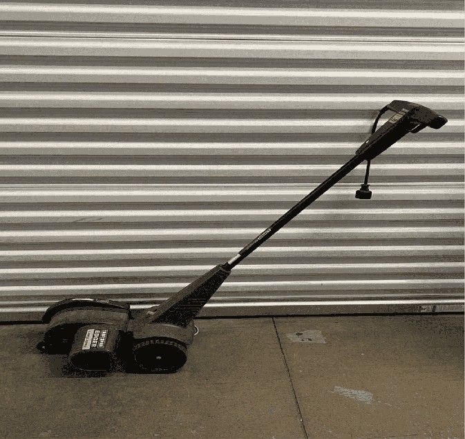 Make Perfect Yard Edges with the Grass Edge Trimmer international alone