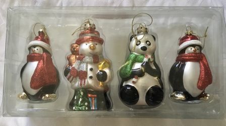 Set Of 4 Christmas Tree Glass Ornaments 