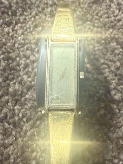 Gucci Gold Ladies Watch