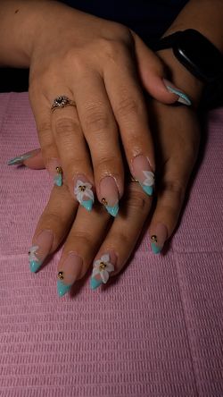 Acrylic nail tips