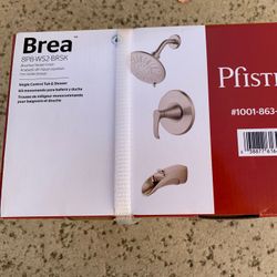 Pfister Brea Tub and shower Brushed nickel - Brand New